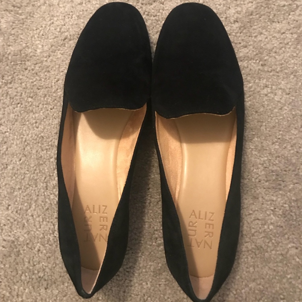 Naturalizer Emiline Black Suede Loafer (Size 9M)